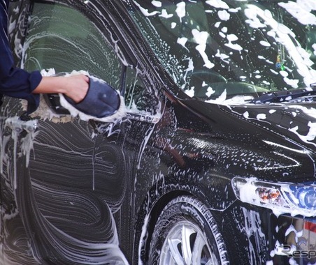 炎天下の「洗車」はNG？　水ジミ・シャンプー跡を防ぐ夏の洗車方法を知る 画像