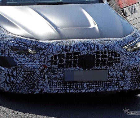 “スター顔”採用、直6もパワーアップか？ メルセデスAMG『CLE53』改良新型、インテリアも見えた！ 画像