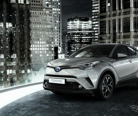 トヨタ、C-HR 欧州仕様車のインテリアデザインを公開 画像