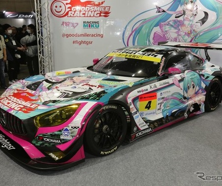 片山右京も大絶賛! 初音ミクが描かれたレーシングマシンに釘付け…東京オートサロン2019 画像