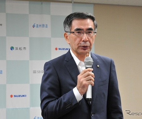 スズキの鈴木社長「何をサポートすれば便利なのか、その延長に自動運転がある」 画像