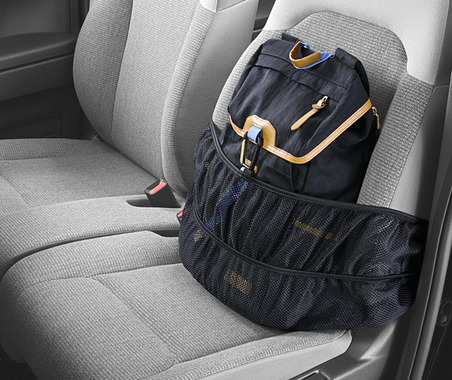 運転中の荷崩れを防止、バッグや買い物袋からスマホまでしっかり固定できる「メッシュネット」 画像