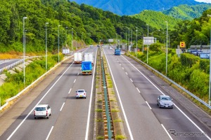 高速道路での旗振りサインの意味、その時あわてない［夏のドライブ］ 画像