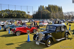 天然芝生の野球場に名車が集合…クラシックカーフェスティバル2024 in 北本総合公園 画像