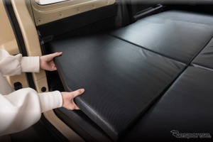 スズキ『ジムニー』での車中泊をもっと快適に! 専用フルフラットマットが新登場 画像