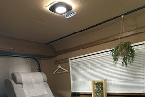 パナソニックの移動型ウェルネス空間、リラクゼーションソファ搭載…極上の癒しを追求 画像