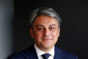 仏ルノー・デメオCEOが退任、異業種の高級ブランドトップに “華麗なる転身”［新聞ウォッチ］ 画像