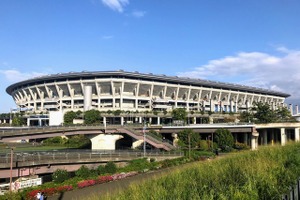 横浜の日産スタジアム、日産の命名権、1年延長後2027年に終了［新聞ウォッチ］ 画像