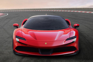 フェラーリなど「超高級」輸入車の販売過去最高、株高で富裕層がけん引［新聞ウォッチ］ 画像