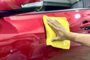 水道いらずでボディつやつや…“水なし洗車”という選択肢 画像