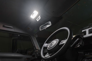 簡単取り付け、タッチ操作で色味・明るさ調整可能、『ジムニー』シリーズ専用「LEDルームランプ」発売 画像