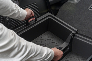 『ジムニーノマド』の収納性をアップ！ 専用「ラゲッジ収納ボックス」が発売 画像