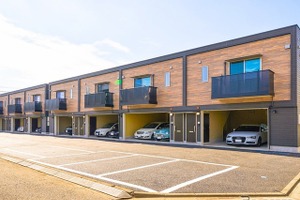 2台分ガレージ付き賃貸住宅、東京都青梅市に完成…プレミアムガレージハウス河辺Ⅱ 画像