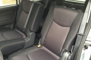 クルマの布シート、見えない汚れをDIYで一掃！ 専用クリーナーで車内がここまで変わる～Weeklyメンテナンス～ 画像