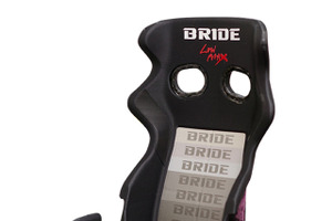 リアルさがアップ！ ブリッド「シート型スマホスタンド」新モデルを限定発売、価格は1万2100円 画像