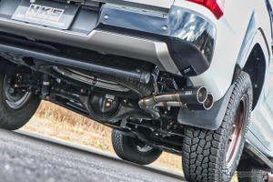三菱『トライトン』のテールをカーボンで締める！ HKS「リーガマックス・トレイルマスター」登場 画像
