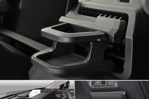 トヨタ『RAV4』のインテリアを快適に！ カーメイト、専用グッズ3アイテムを発売 画像