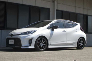 『アクアGRスポーツ』がタナベのフラッグシップ車高調「サステックプロZT40」に適合 画像
