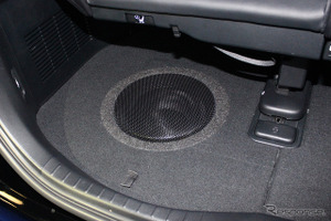 サブウーファーは「ボックス」で音が変わる！ そのメカニズムを解説［低音を制する者はカーオーディオを制す］ 画像