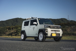ダイハツ・タフトを、100均アイテム活用でアレンジ「アメリカン商用車風」に！？　アウトドア感を楽しむカスタム…CARTUNE PickUpCars 2026 画像