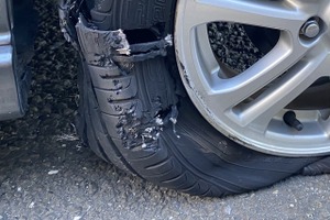猛暑の高速道路で、タイヤが突然バーストする前に！… 出発前に確認したい5項目 画像