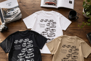 歴代ホンダ・シビック、公認ライセンス「Tシャツ」新色が登場！　CIVICヒストリーTシャツ　新色ブラック・ダークベージュ　予約開始 画像