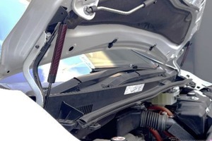 『アルファードHV』『フォレスター』など7車種に対応、ブリッツ「エンジンフードダンパー」発売 画像