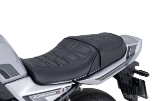 ホンダ『CB1000F』専用、20mmローダウン＆「ゲルザブ」内蔵コンプリートシートを発売 画像