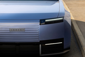 めちゃくちゃカッコ良くないか！？　新生ジャガー初の市販車『Type 01』公開にSNSでも注目！ 画像