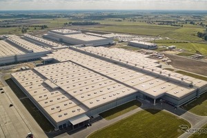 VW、ポーランド第2工場を開所…主力商用車を生産 画像