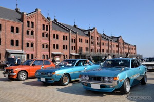赤レンガ倉庫に名車が集い、スケッチを楽しむ…横浜ヒストリックカーデイ2022 画像