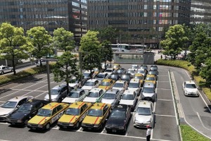 タクシー・バスの乗務員の氏名掲示義務を廃止 画像