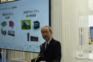 豊田自動織機 伊藤社長「急拡大するバッテリーEVへの製品開発力を高める」…ジャパンモビリティショー2023 画像